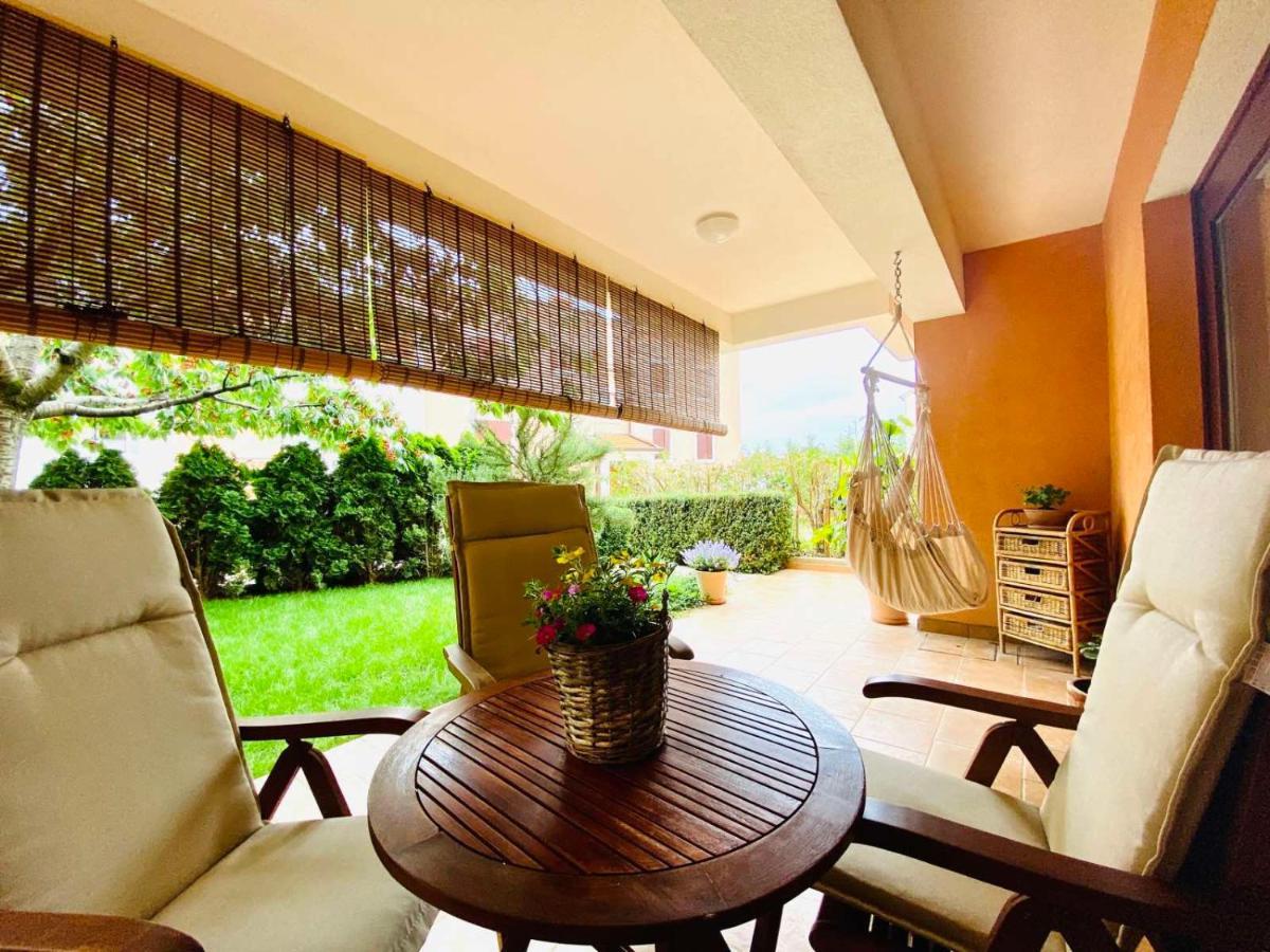 Apartman Rose-2025 Renovated Garden View Poreč Exteriér fotografie